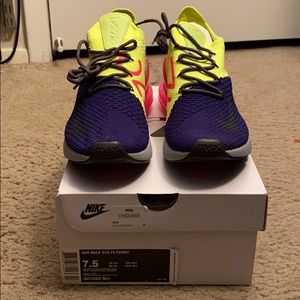 Nike Air Max 270 Flyknit sz 7.5 Men